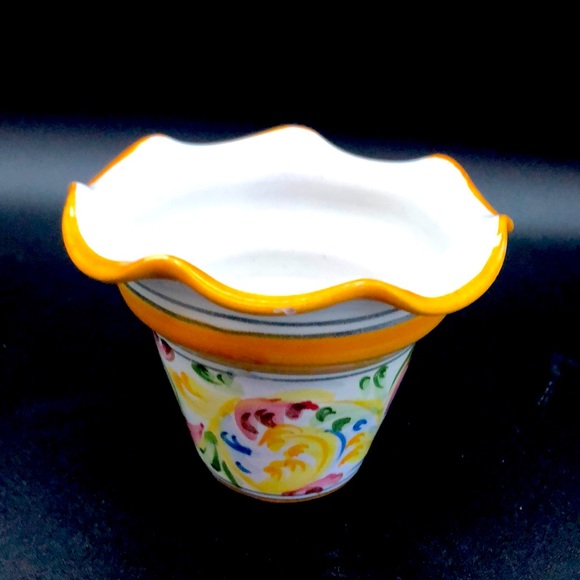 Small Made in Italy Hand Painted Planter - Picture 1 of 6